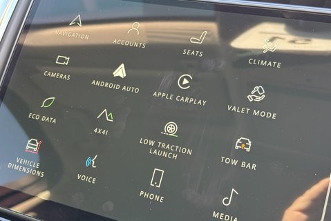 Land Rover Discovery D300 HSE Mhev Panel Van - Full LR Service History 29