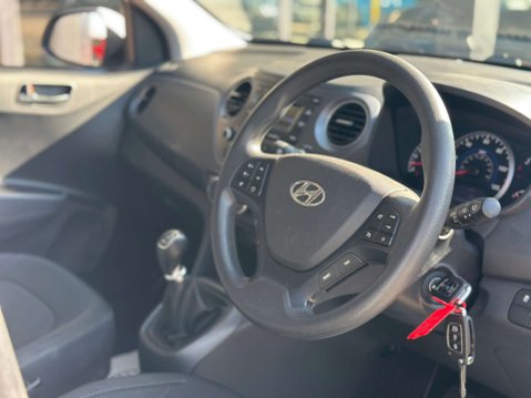 Hyundai i10 1.2 i10 SE 5dr 8