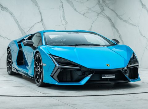 Lamborghini Revuelto 9