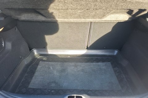 Peugeot 208 1.4 HDI..LOOK !! ONLY £20:00 R/TAX..7 SERVICE STAMPS  13