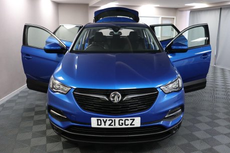 Vauxhall Grandland X SE PREMIUM 7