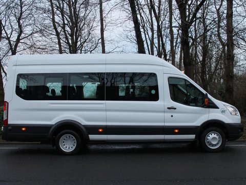 Ford Transit 2.2 TDCi 460 HDT L4 H3 4dr (18 seats) 9