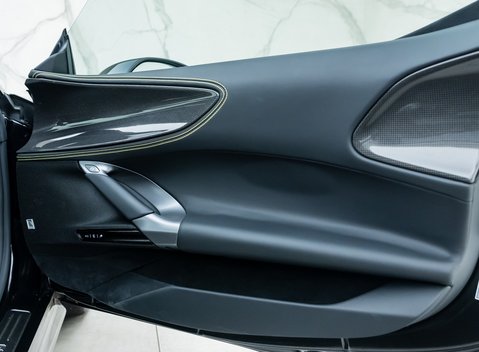 Ferrari SF90 Stradale 22