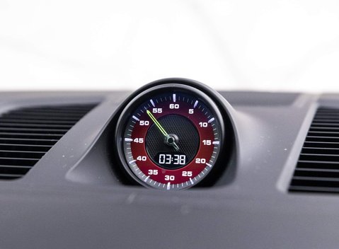 Porsche Cayenne TURBO S 16