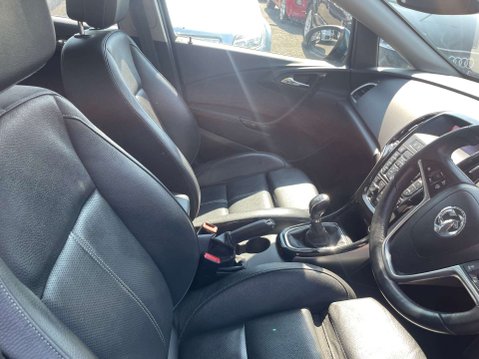 Vauxhall Astra 1.6 Astra Elite 5dr 31