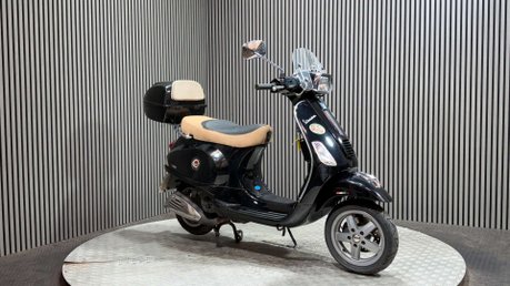 Piaggio Vespa S 2011 IDEAL LEARNER SCOOTER 125CC ONLY 14K PROJECT 2