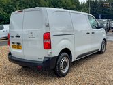 Peugeot Expert MWB L2H1 Bluehdi Professional Premium Plus Air Con Cruise SELECT 41