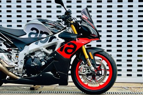 Aprilia Tuono Tuono V4 1100 Factory 7