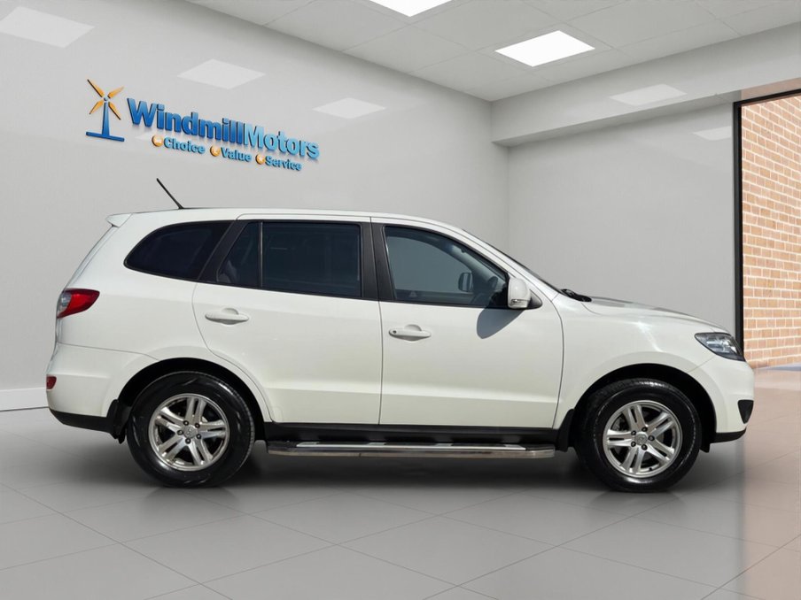 2011 Hyundai SANTA FE — image 3