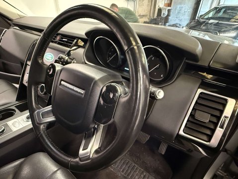 Land Rover Discovery 3.0 Discovery SE SD6 Auto 4WD 13