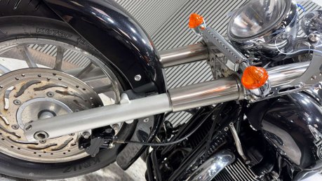 Triumph Bonneville 2013 ONLY 13K 1 OWNER LONG MOT MID-WEIGHT CRUISER BIKE 865CC 22