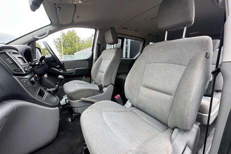 Hyundai I800 2.5 CRDi SE MPV 5dr Diesel Manual Euro 6 (136 ps) 17