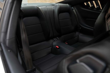 Ford Mustang 5.0 V8 Bullitt Fastback 30