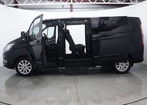 Ford Tourneo Custom 2.0 Tourneo Custom 320 Titanium EcoBlue Auto L2 4dr 47