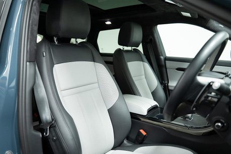 Land Rover Range Rover Evoque 1.5 P270e 12.17kWh Autobiography SUV 5dr Petrol Plug-in Hybrid Auto 4WD Eur 2