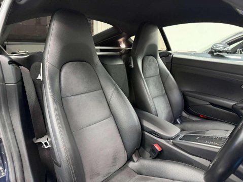 Porsche 718 Cayman 2.0T Coupe 2dr Petrol PDK Euro 6 (s/s) (300 ps) 6