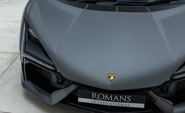 Lamborghini Revuelto 30