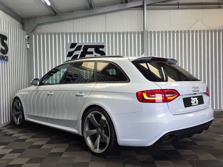 Audi RS4 4.2 FSI V8 Estate 5dr Petrol S Tronic quattro Euro 5 (450 ps) 4