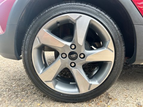 Ford Fiesta ACTIVE X 13