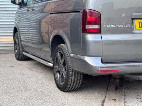 Volkswagen Transporter 2.0 BiTDI T32 Highline Panel Van 4dr Diesel DSG L1 H1 (214 g/km, 178 bhp) 24
