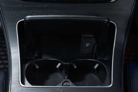 Mercedes-Benz GLC 2.0 GLC300d AMG Line (Premium Plus) SUV 5dr Diesel G-Tronic+ 4MATIC Euro 6 33