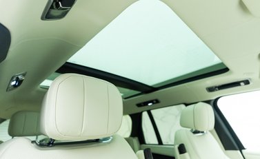 Land Rover Range Rover P510e Autobiography 11