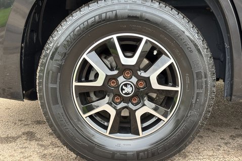 Bailey Autograph 79-4i 165ps 4 Berth Island Bed Motorhome 36