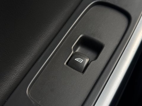 Volvo XC60 2.0 D4 R-Design Lux Nav Euro 6 (s/s) 5dr 69