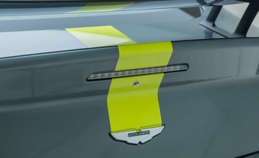 Aston Martin V8 Vantage AMR 39