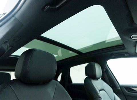 Porsche Cayenne E-Hybrid 11