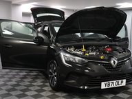 Renault Clio ICONIC TCE 15