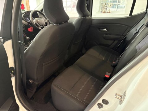 Dacia Sandero 1.0 TCe Expression CVT Euro 6 (s/s) 5dr 21