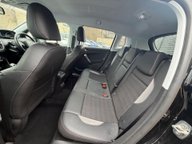 Peugeot 2008 BLUEHDI ALLURE 11