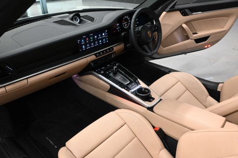 Porsche 911 3.0 911 Targa 4 Auto 4WD 2dr 33