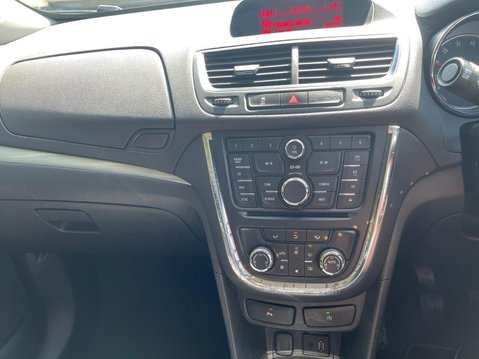 Vauxhall Mokka 1.6 Exclusiv 2WD Euro 5 (s/s) 5dr 22