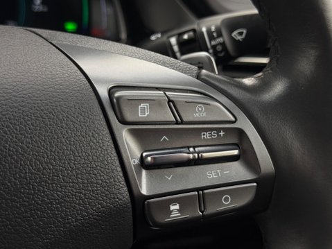 Hyundai IONIQ 38.3kWh Premium SE Auto 5dr 94