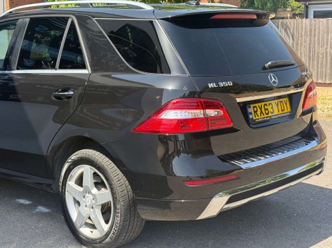 Mercedes-Benz M Class 3.0 ML350 V6 BlueTEC AMG Sport SUV 5dr Diesel G-Tronic 4WD Euro 6 (s/s) (25 31