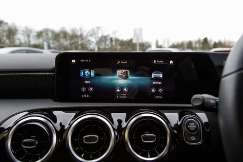 Mercedes-Benz A Class A 180 SPORT EXECUTIVE 22