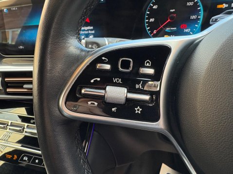 Mercedes-Benz EQC EQC 400 80kWh Sport Auto 4MATIC 5dr 15