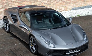 Ferrari 488 GTB 8