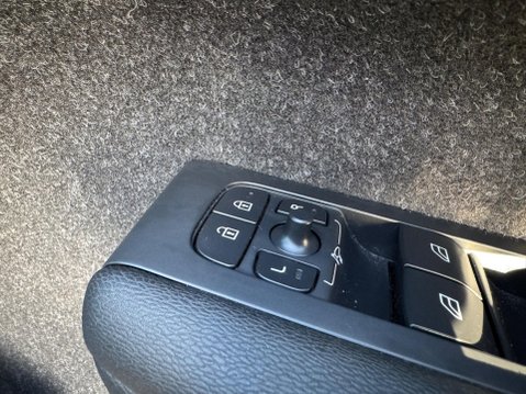 Volvo XC40 1.5 T3 Inscription Pro Euro 6 (s/s) 5dr 47