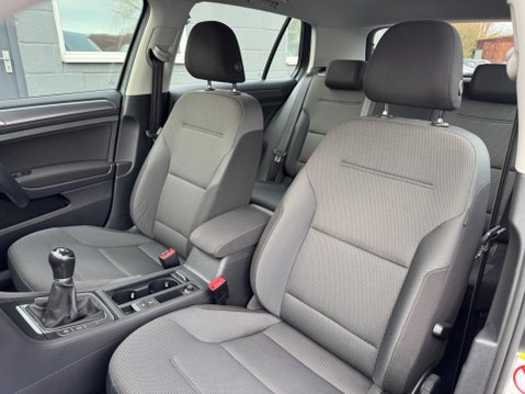 Volkswagen Golf SE NAVIGATION TSI BLUEMOTION TECHNOLOGY 31