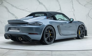 Porsche 718 SPYDER RS PDK 6