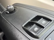 Peugeot Boxer 35 L3H2 Professional 140 ps Panel Van 31