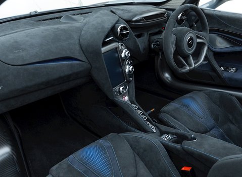 McLaren 765LT Spider 21