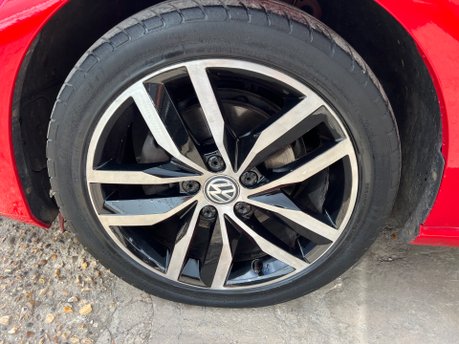 Volkswagen Golf SE TSI BLUEMOTION TECHNOLOGY 10