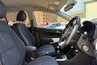 Kia Picanto WAVE. 6 MAIN DEALER SERVICES.. ONLY ONE OWNER.. REVERSING CAMERA.. A/C 17