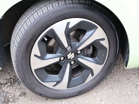 Suzuki Swift 1.2 MHEV Ultra CVT Euro 6 (s/s) 5dr 27
