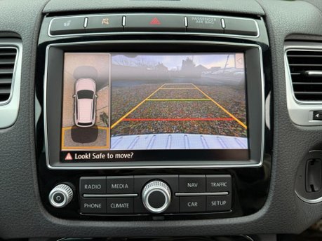 Volkswagen Touareg 3.0 TDI V6 R-Line Plus Tiptronic 4WD Euro 6 (s/s) 5dr 22