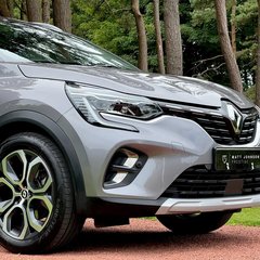 Renault Captur TECHNO E-TECH 4